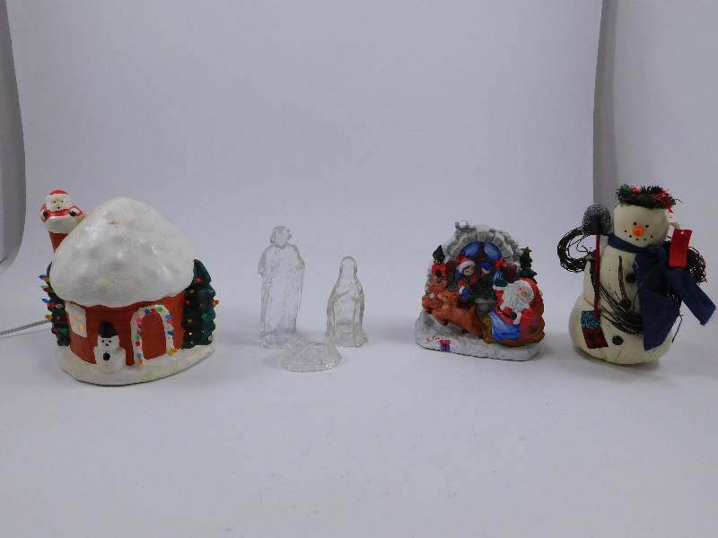 Lot of Various Christmas Items