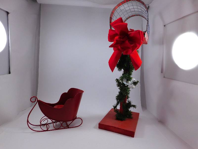 Mailbox Card Holder & Santas Sleigh Candle Holder