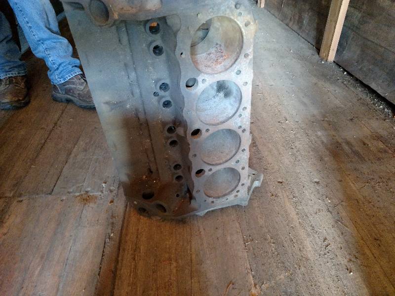 lot 69 image: Chev. Engine Block...
