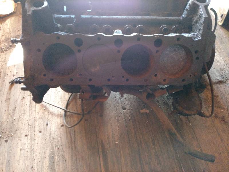 lot 72 image: Chev. Engine Block...