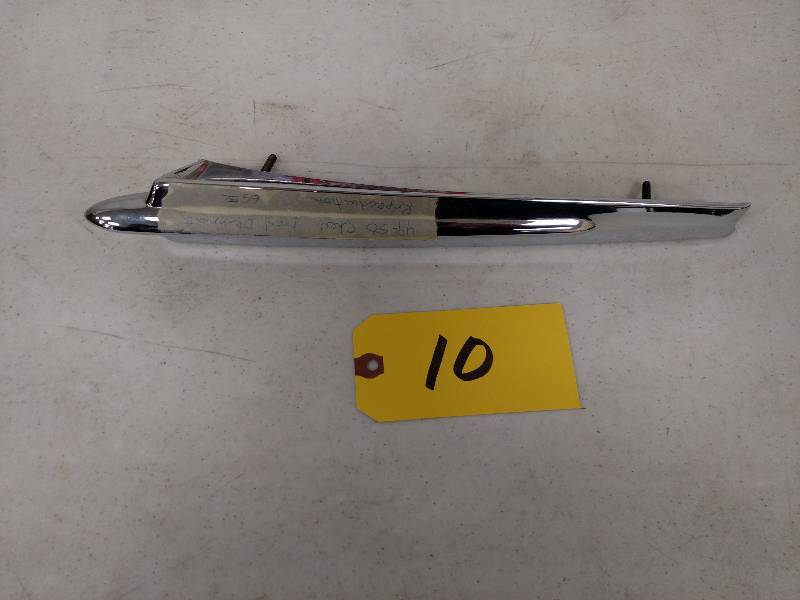 lot 10 image: 1949-50 Chev. Hood Ornament, Repop...