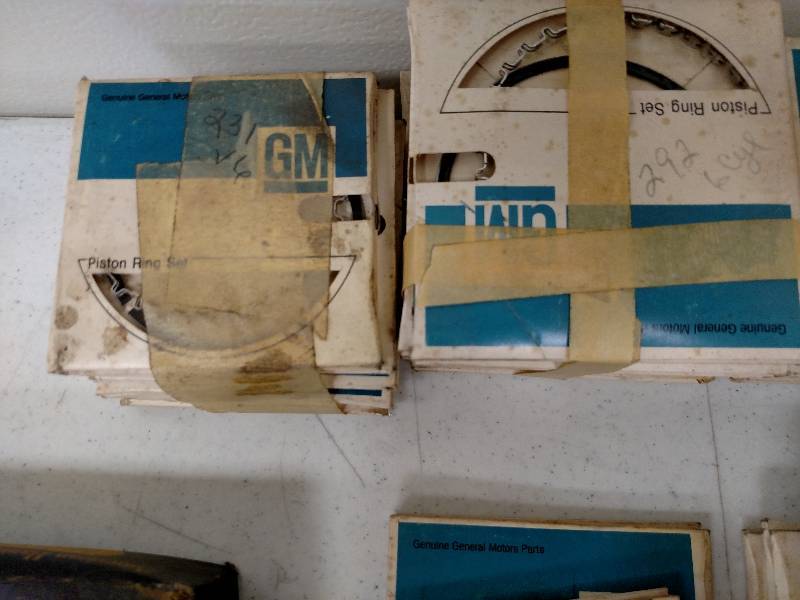 lot 260 image: Quantity Asstd Piston Rings, NOS...