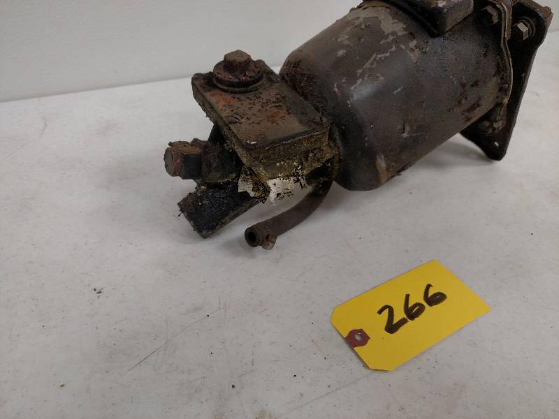 lot 266 image: 1955-57 Chev. Tredle Vac Brake Boos...