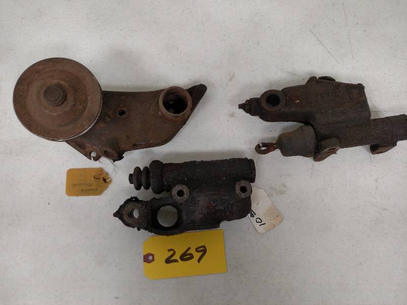 lot 269 image: Asstd Master Cylinder & Water Pump...