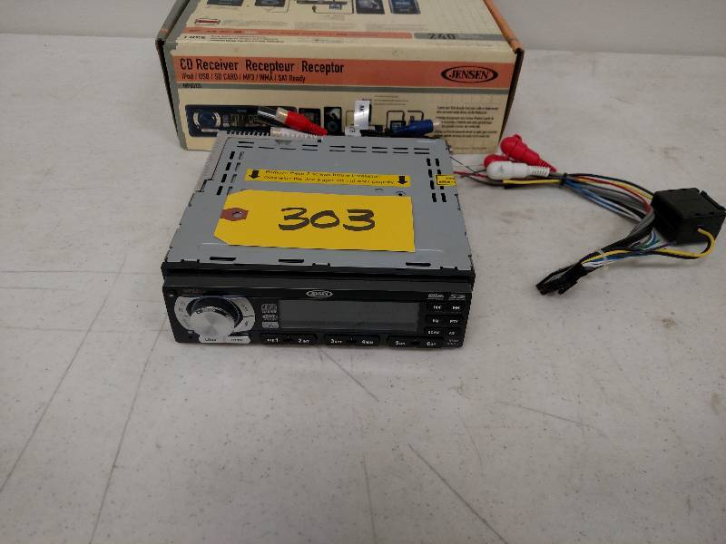 lot 303 image: Jensen MP6512i CD ReceiverIPODUSB...