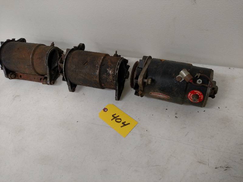 lot 404 image: (3) Delco Generators...