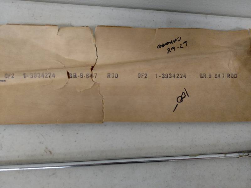 lot 479 image: 67-68 Camaro Antenna Mast, NOS...