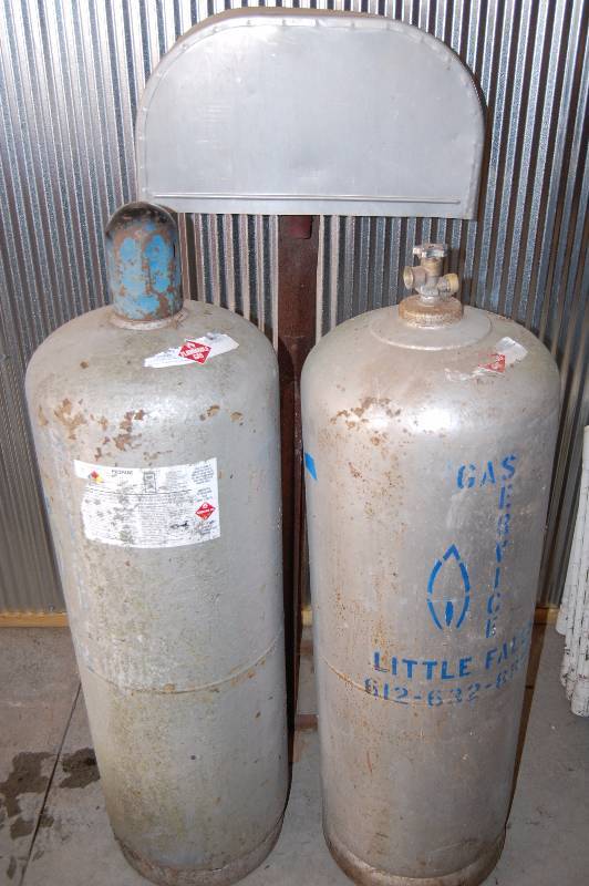 Propane Tanks with Holder