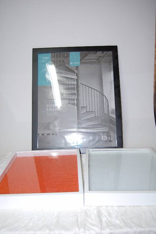 Box Frames and Poster Frame