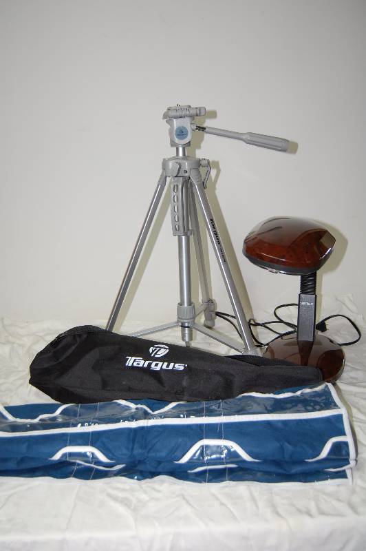 Tripod and Desk Lamp