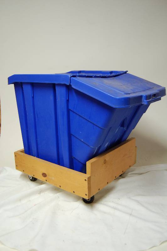 Plastic Bin on Wheels