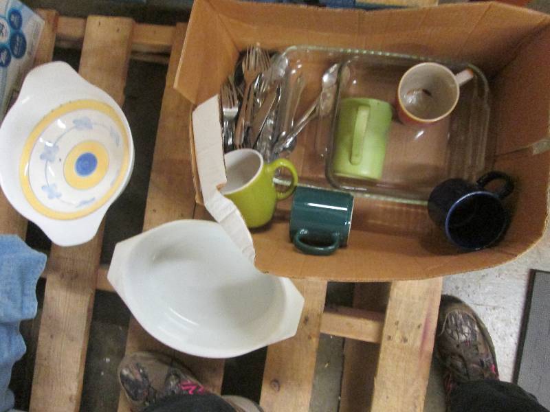 2 Glass Baking Dishes, 5 mugs, Silv...