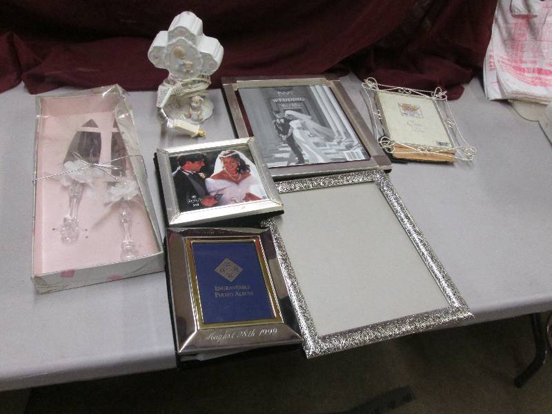 Wedding Cake Serving Set, Photo Fra...