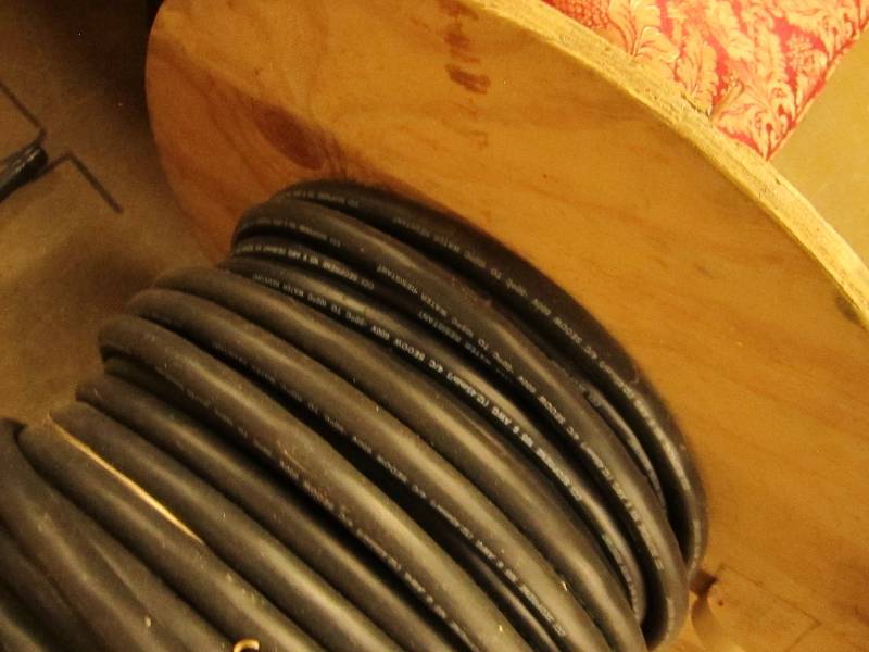 Spool of electrical cable, Seoprene...