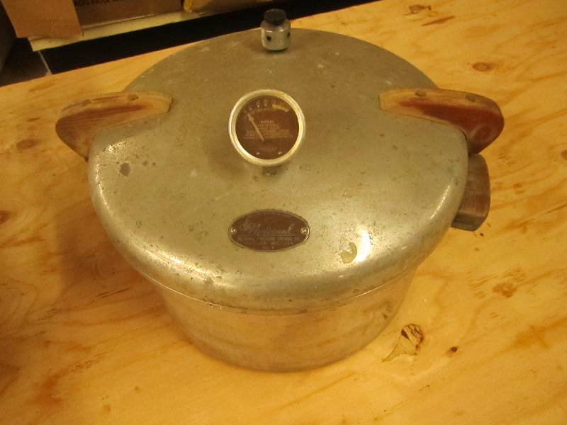 Vintage pressure cooker with wood h...