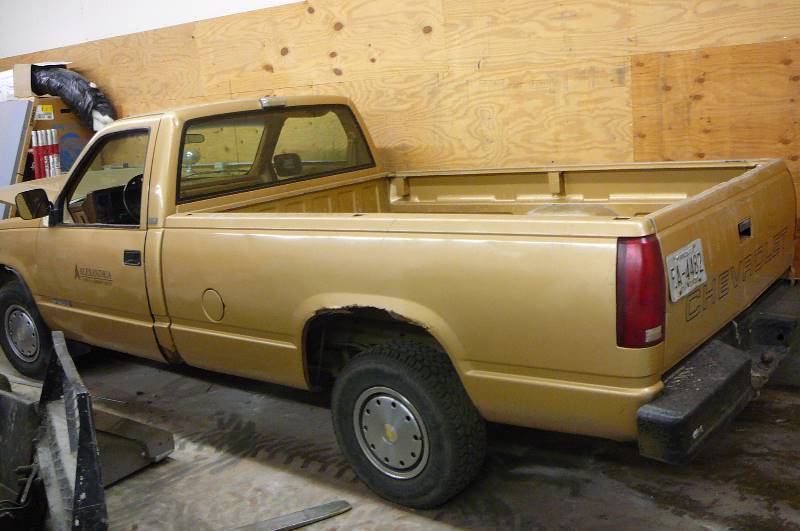 1989 Chev Cheyenne 1500 12 Ton Truck