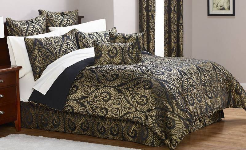 lot 9 image: McLeland Design Venetian 17-Pc. Jacquard Bedroom Set - Black - Queen