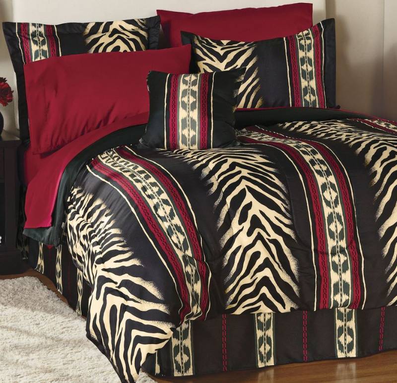 Alcove Gambia Comforter Set Half A Home 141 Bedding Auction K Bid