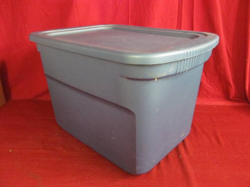 sterilite tote