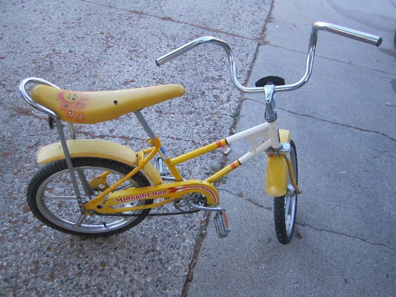 banana seat bike vintage