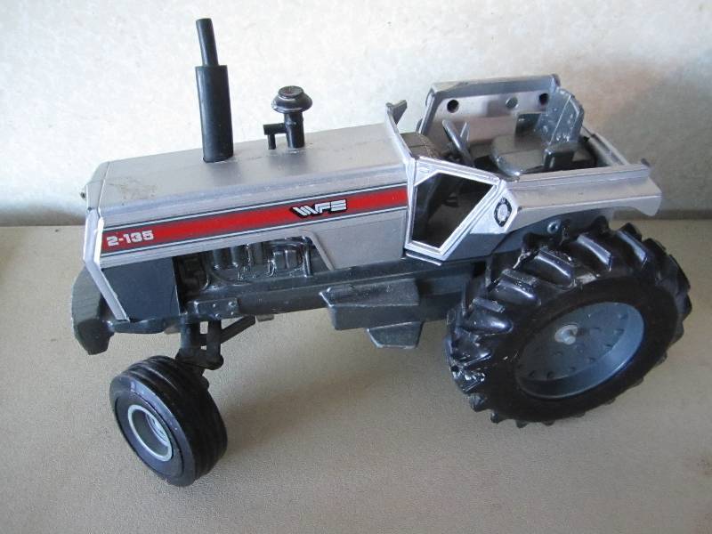 lot 53 image: Tractor replica...