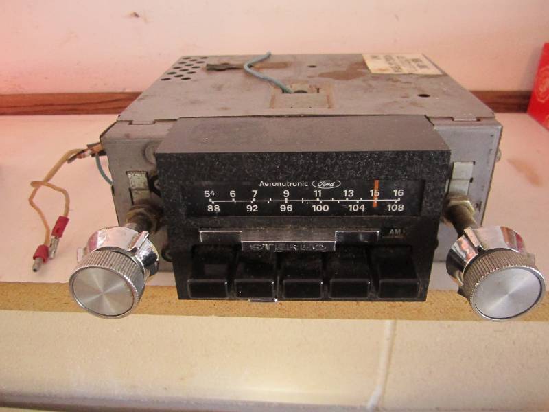 lot 64 image: Vintage Ford car radio...
