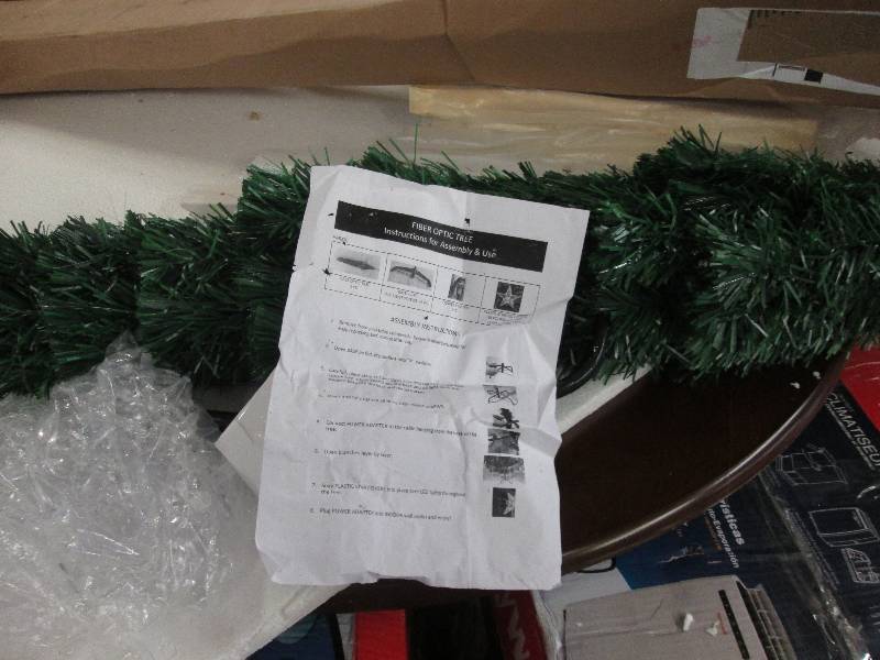Fiber Optic Christmas Tree with Sta...