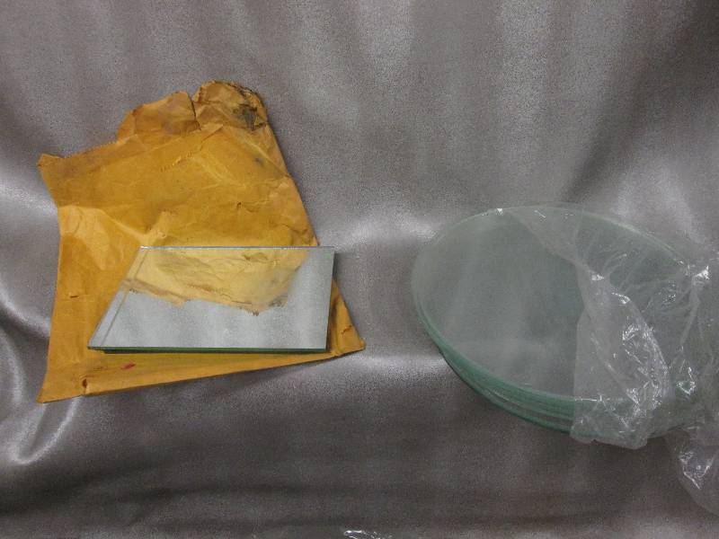 8 Pieces Round Glass, 4 Mirror Piec...