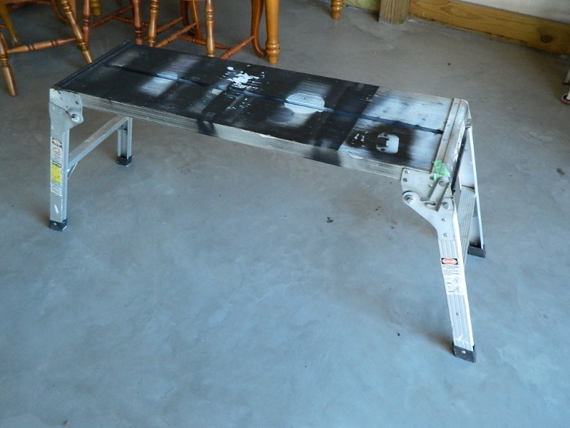 lot 18 image: Aluminum Work Platform