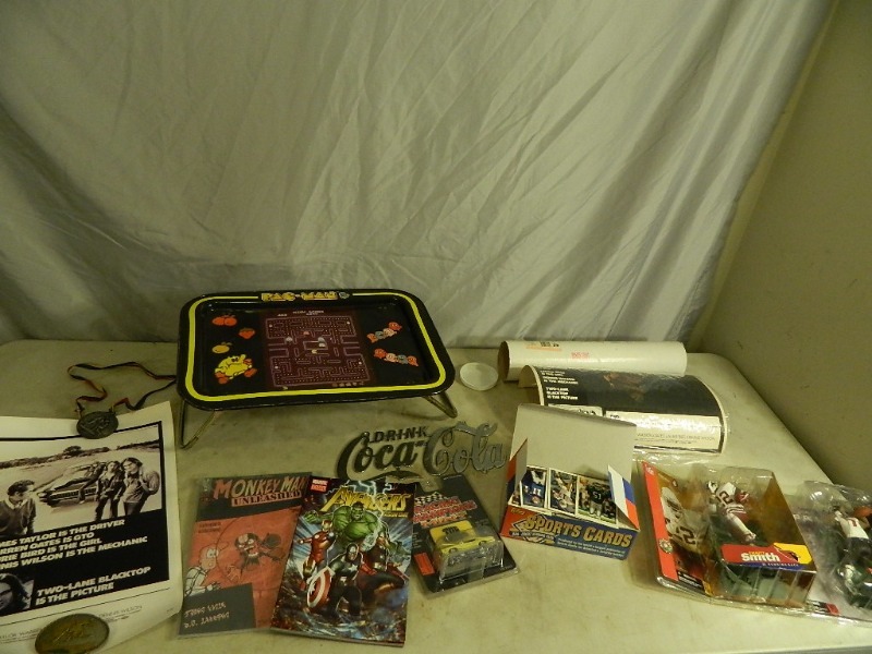 lot 116 image: Collectibles and More