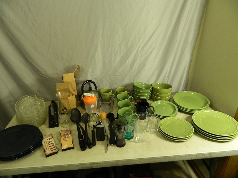 lot 159 image: Hard Rock Glasses, Dishes, and More