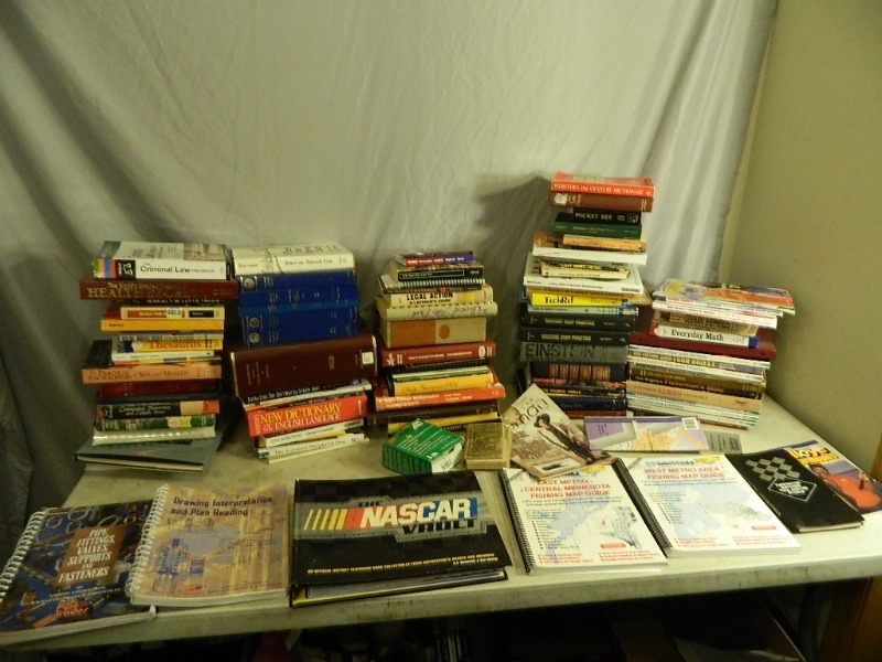 lot 212 image: Assorted Books