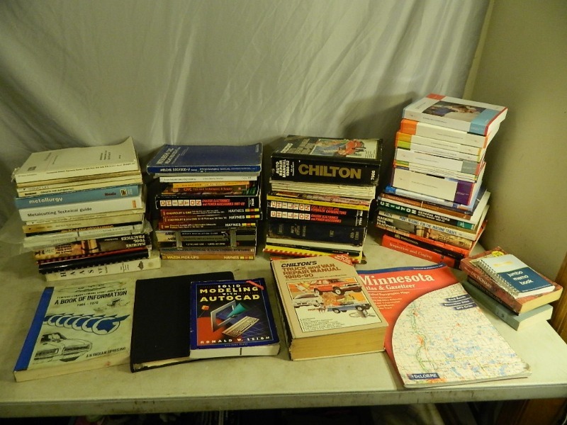 lot 220 image: Assorted Books