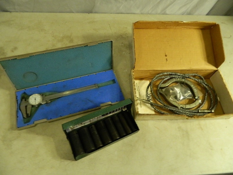 lot 51 image: GM Axle Puller Tool, Sockets, Caliper