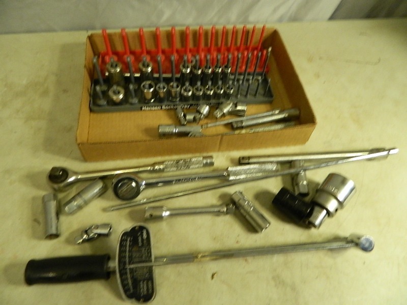 lot 60 image: Sockets, Ratchets, Etc