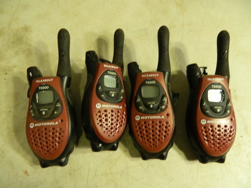 lot 67 image: 4 Motorola Walkie Talkies