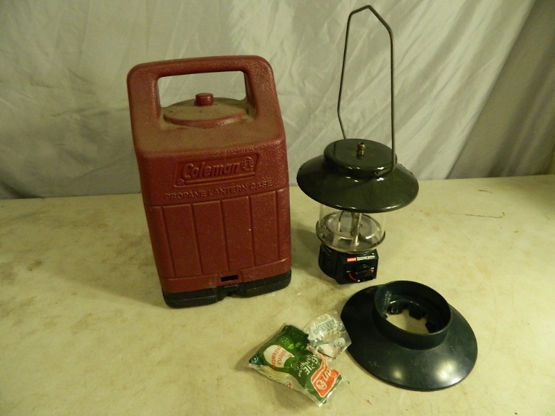 lot 76 image: Coleman Lantern with Case