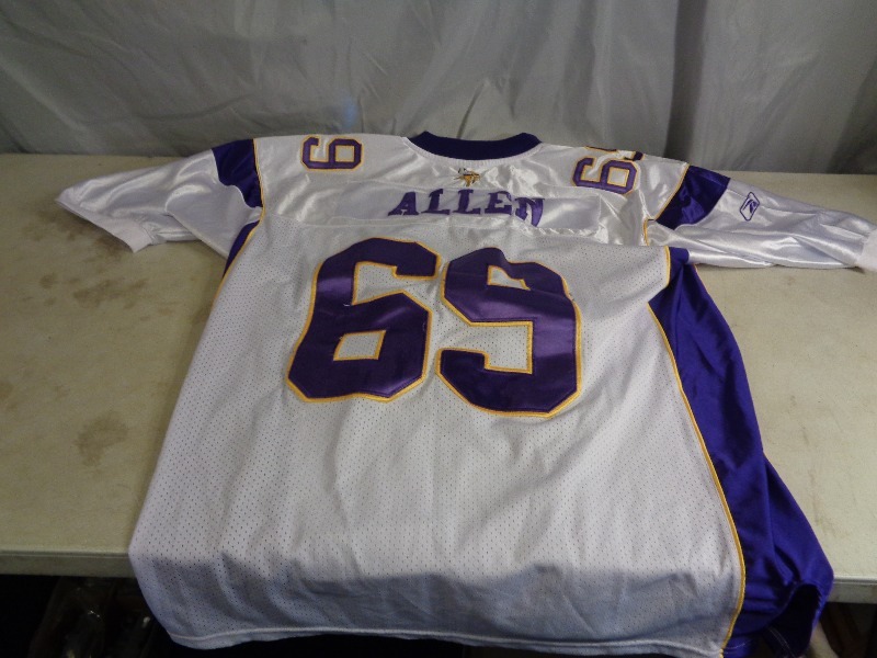 lot 144 image: Minnesota Vikings NFL Jersey