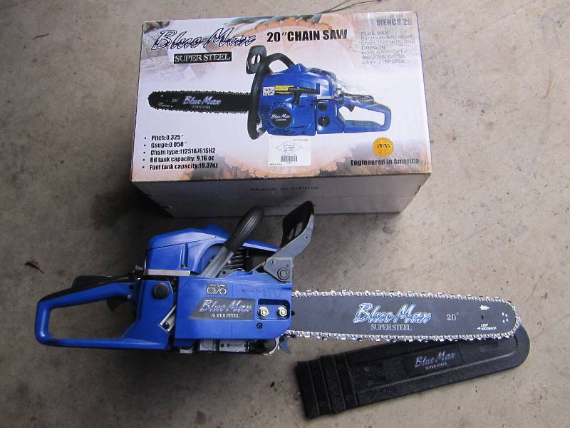 lot 29 image: Brand new never used Blue Max chain...