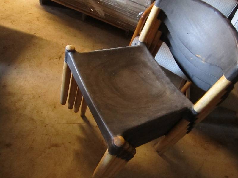 lot 61 image: 4 stacking wood frame plastic seat ...