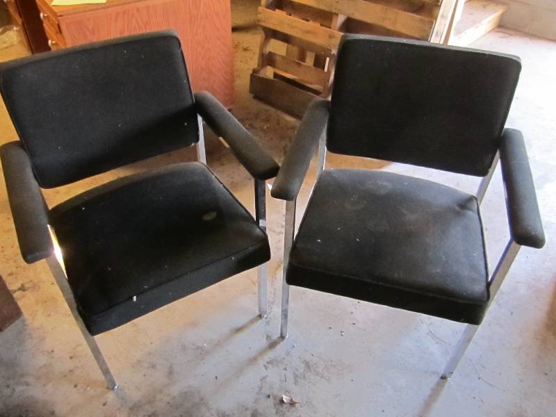 lot 77 image: 2 Cloth seat reception chairs...
