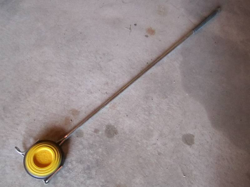 lot 24 image: Clay pigeon launcher...