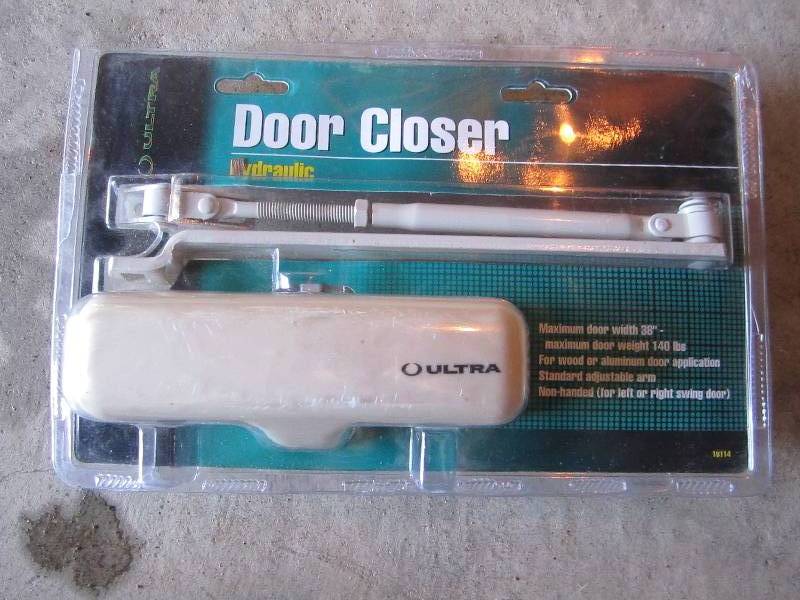 lot 85 image: New door closer...