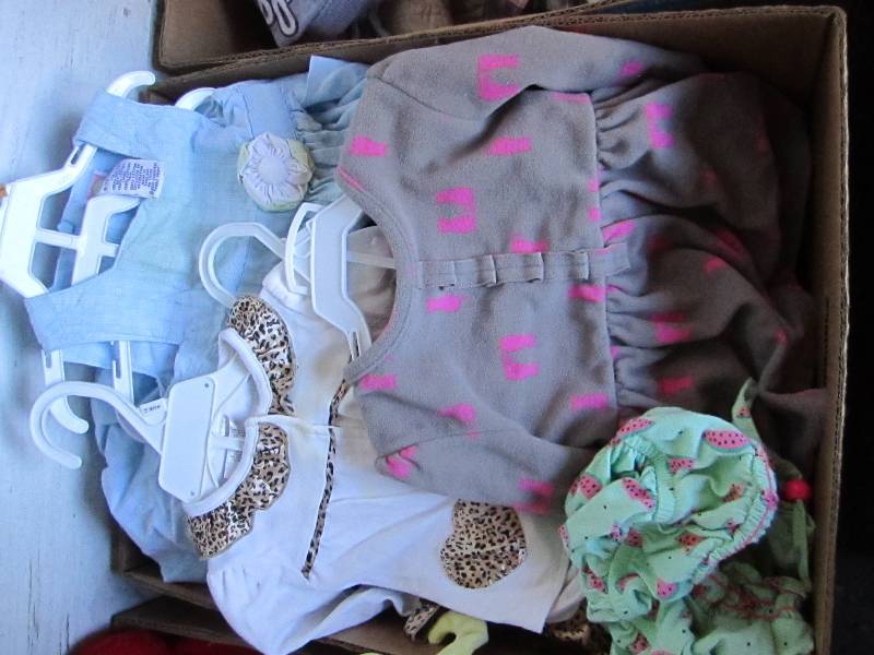 lot 116 image: Lot of girls clothes various sizes ...