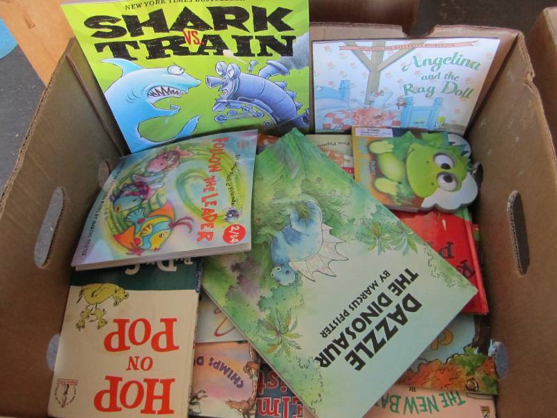 lot 121 image: Lot of kids books and toys...