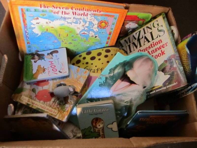 lot 124 image: Lot of kids books and toys...