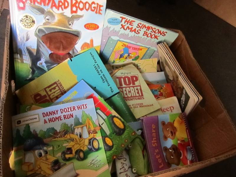 lot 125 image: Lot of kids books and toys...