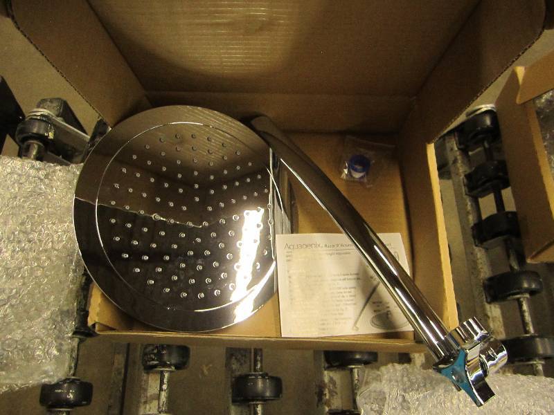 lot 132 image: Aquagenix shower head...
