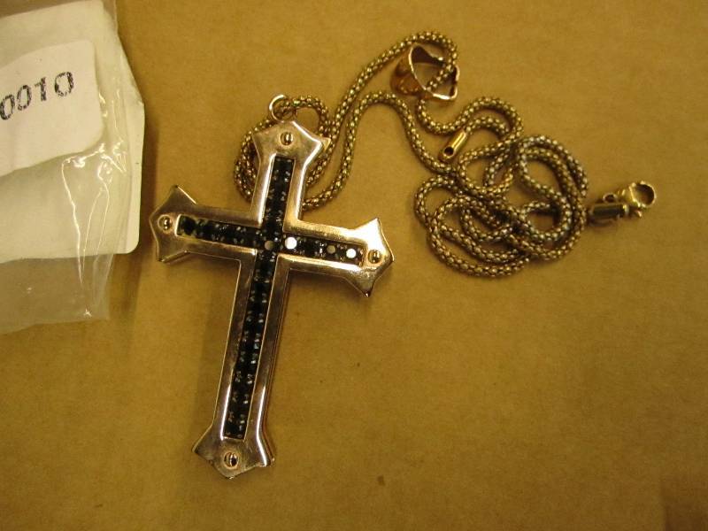 lot 135 image: Cross necklace...