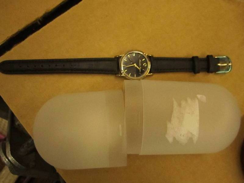 lot 144 image: Ladies watch...